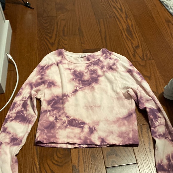 really cute tie dye long sleeve - Picture 1 of 3